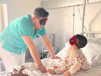 El Hospital Quirónsalud Córdoba celebra el Carnaval con sus pacientes pediátricos